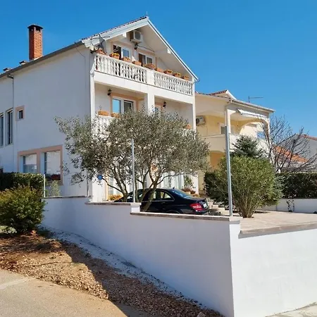 Guest house Residence Romansa