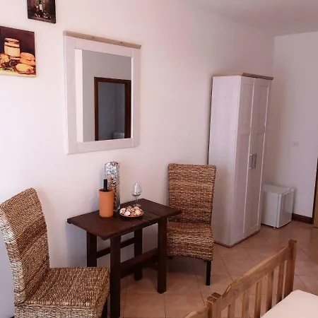 Romansa بيت ضيافة