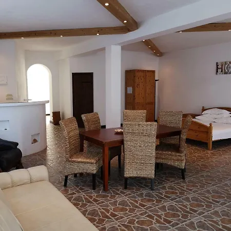 Residence Romansa Guest house 3*