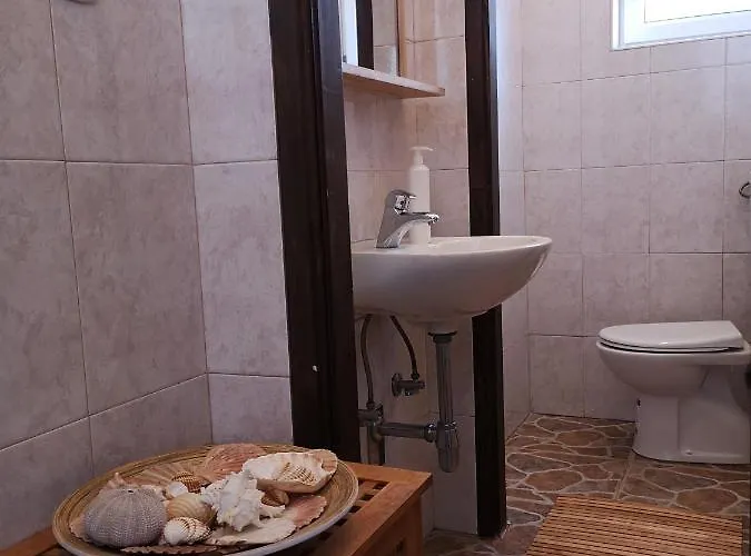 Romansa בית הארחה 3*