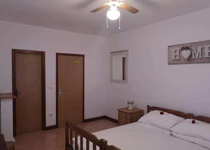 בית הארחה Romansa 3*