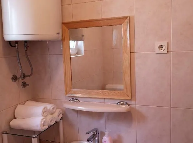 בית הארחה Romansa 3*